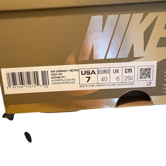 Nike Air Jordon 1 Retro High OG Sz 7Y / 8.5 Women DZ5485-01 - Picture 8 of 8